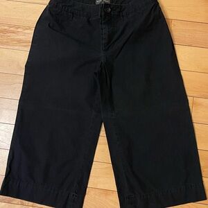 Banana Republic Black Cotton Capri